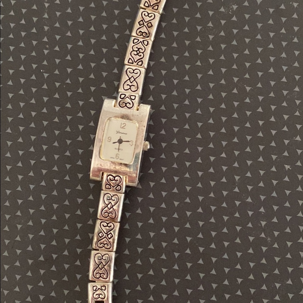 Vintage 90’s Geneva Watch